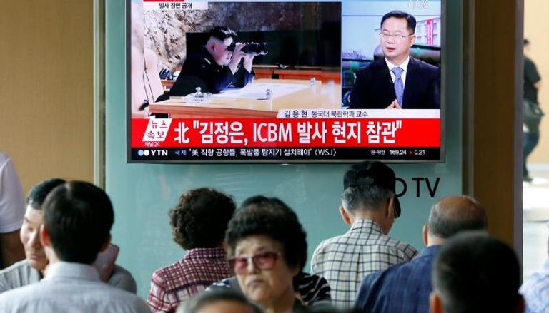 التلفزيون الكوري الجنوبي يستعرض التجربة الصاروخية الأخيرة - رويترز