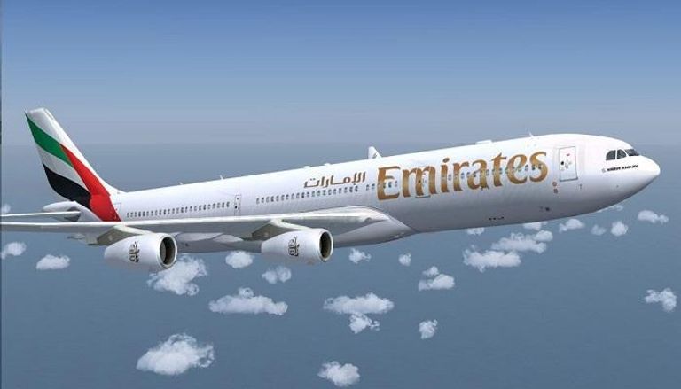 طائرة تابعة لطيران الإمارات