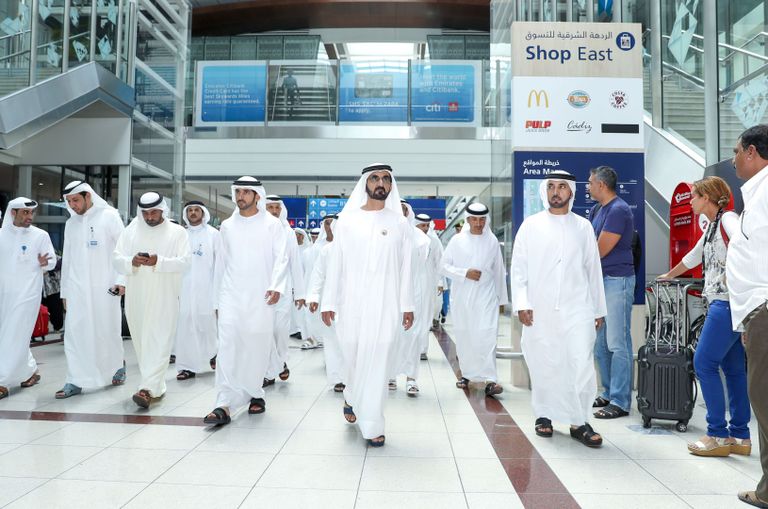 محمد بن راشد يطمئن على حركة المسافرين عبر مطار دبي الدولي