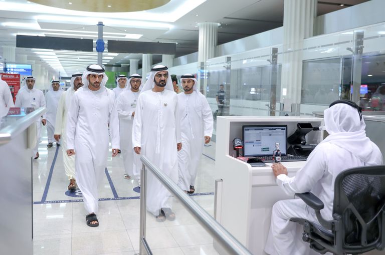 محمد بن راشد يطمئن على حركة المسافرين عبر مطار دبي الدولي