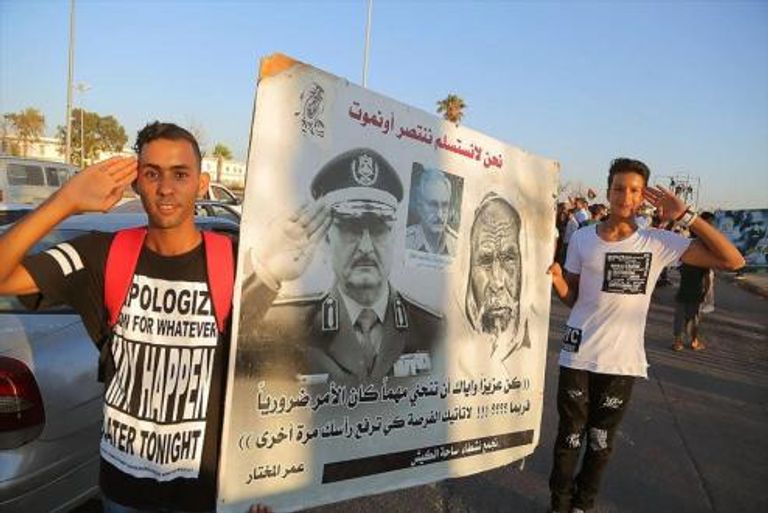 أهالي بنغازي يحتفلون في شوارع المدينة