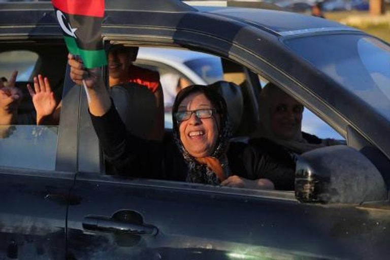 أهالي بنغازي يحتفلون في شوارع المدينة