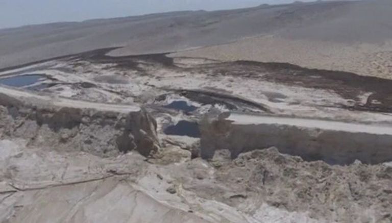 تسونامي مياه سامة يجتاح صحراء في إسرائيل