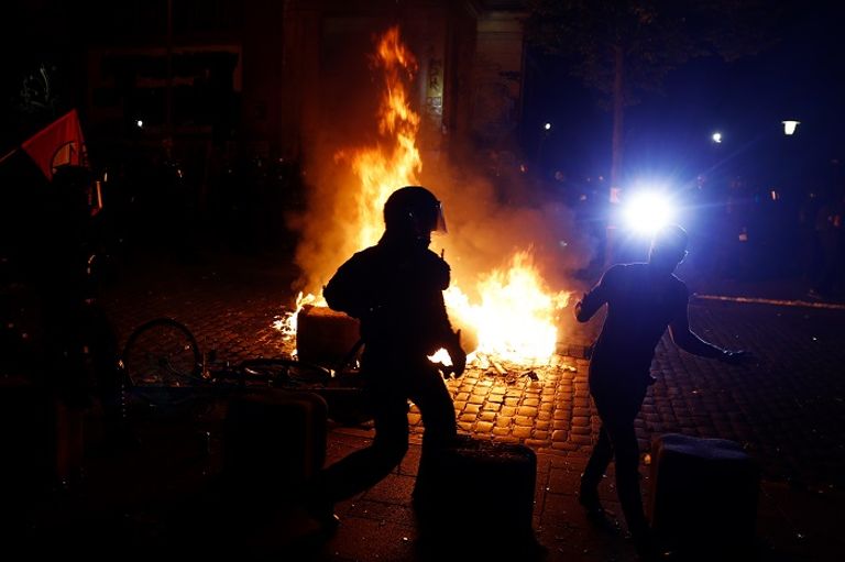 اشتباكات في ألمانيا على هامش قمة العشرين - الفرنسية