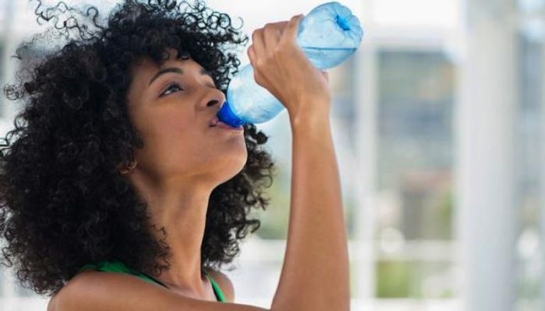 إعادة ملء زجاجات الماء خطر على صحتك