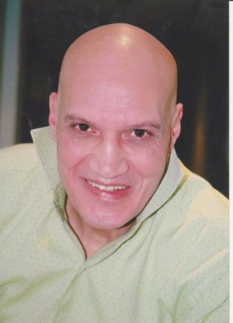 الفنان مجدي إدريس