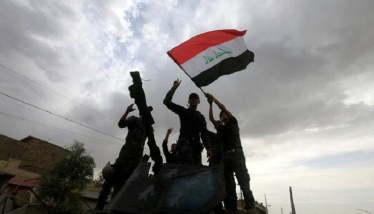 إرهابيو داعش يفرون من معارك الموصل 