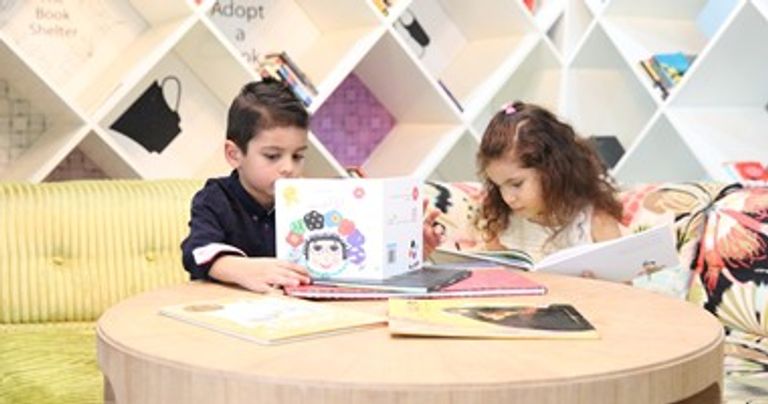 حملة "اقرأ.. احلم.. ابتكر" حملت الكثير من الرسائل الإنسانية والمعرفية