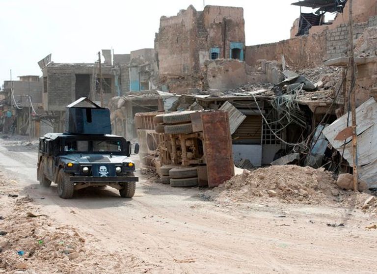 الأطباء من 3 جنسيات مختلفة