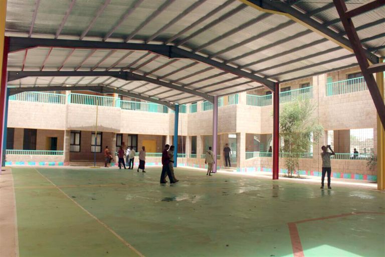 افتتاح عدة مشاريع تعليمية في لحج اليمنية