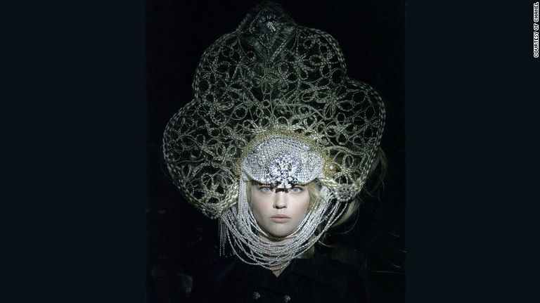 واحدة من قبعات كاتسويا كامو مصفف الشعر الياباني