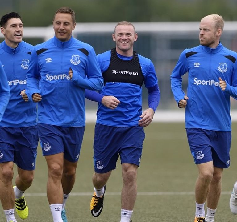 كومان وروني