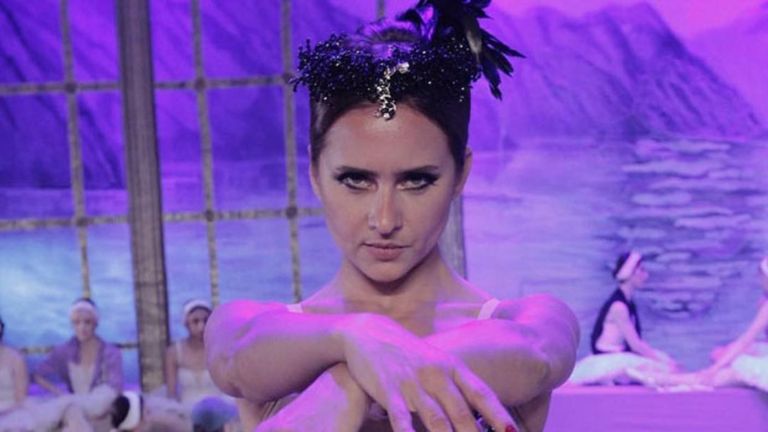 مؤهلات مشاهير الفن