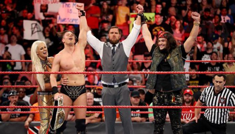 من نزال بروك ليسنر وساموا جو