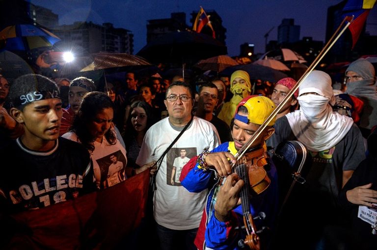 مسيرات للمعارضة في فنزويلا (أ.ف.ب)