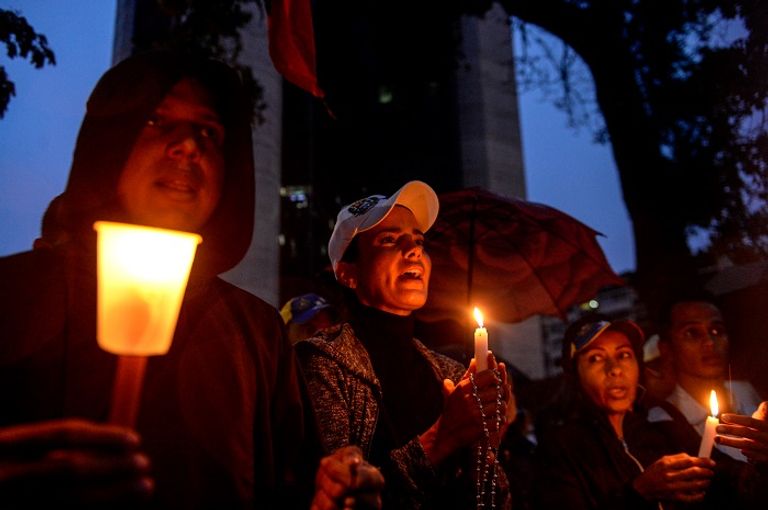 مسيرات للمعارضة في فنزويلا (أ.ف.ب)