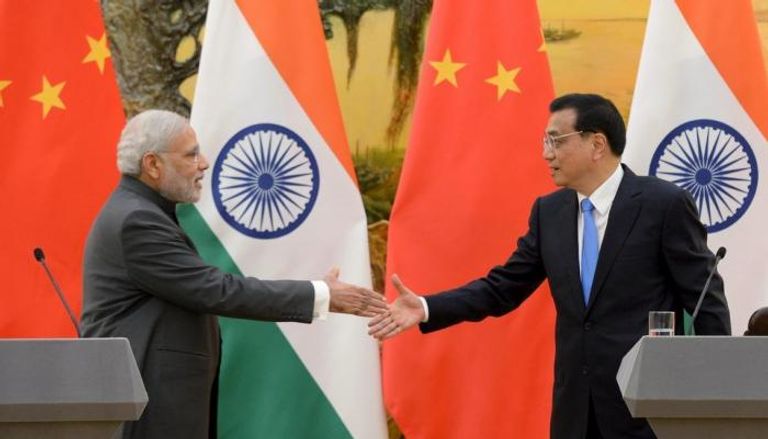 رئيس الوزراء الصيني والهندي (أرشيفية)
