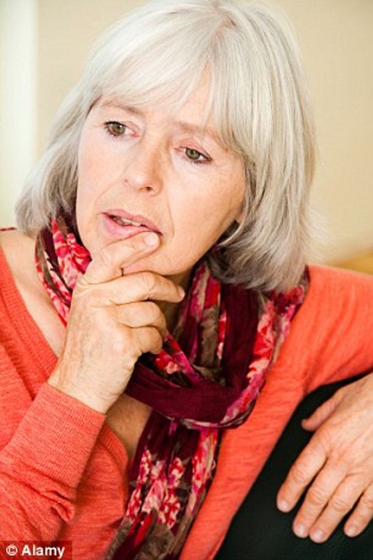 بطء الحوار أول علامة على الألزهايمر