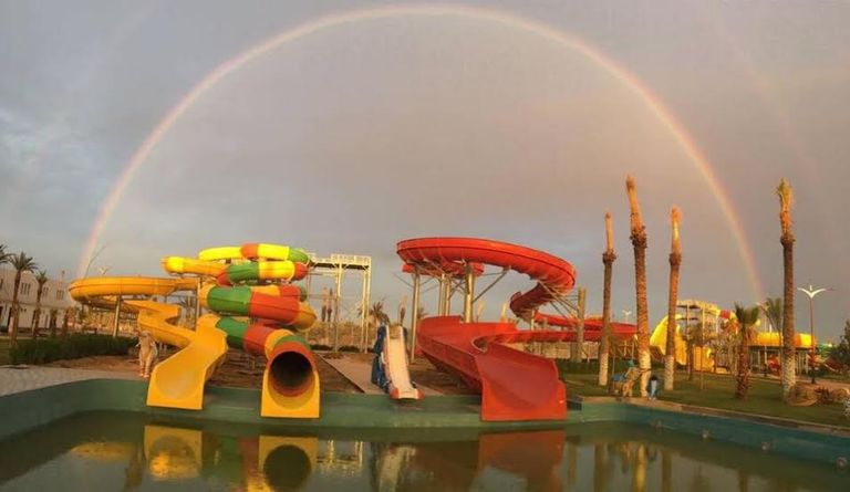 "حدائق الزِّيبانْ المائية".. أكبر منتجع مائي وسياحي في الجزائر