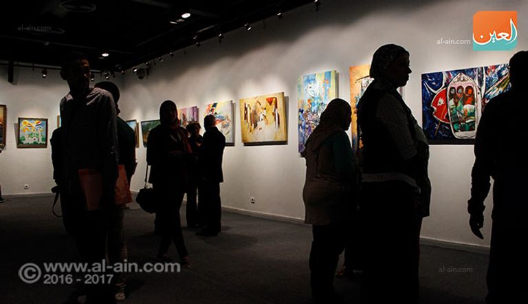 المعرض يضم أعمالاً فنية يعكس طبيعة الحياة "السيناوية" في مصر