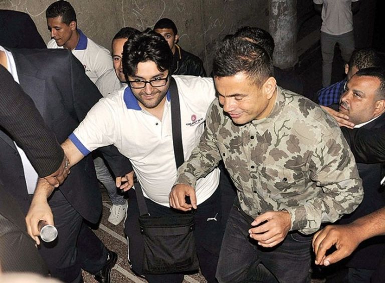 عمرو دياب ووليد منصور