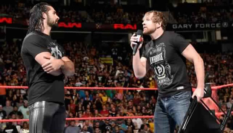 ذا ميز يعتدي على سيث رولينز