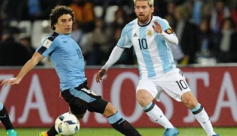 عائد تاريخي منتظر من مباراة أوروجواي والأرجنتين في تصفيات المونديال