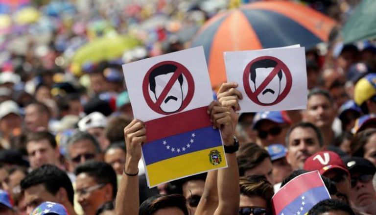 احتجاجات مستمرة في فنزويلا ضد الرئيس مادورو