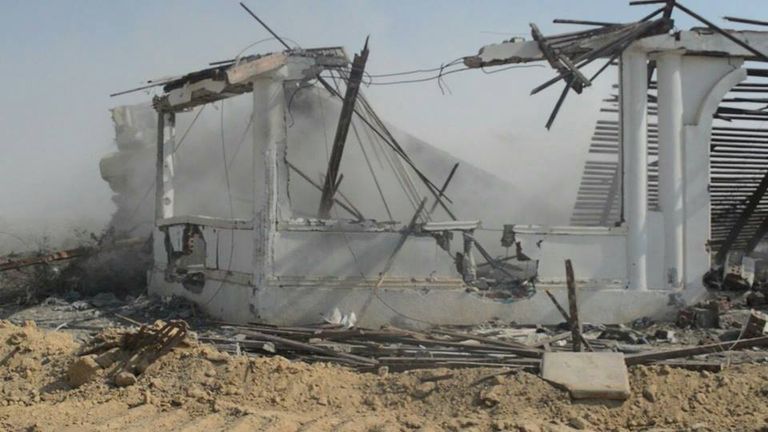 جندي من الجيش المصري خلال عمليات التفتيش