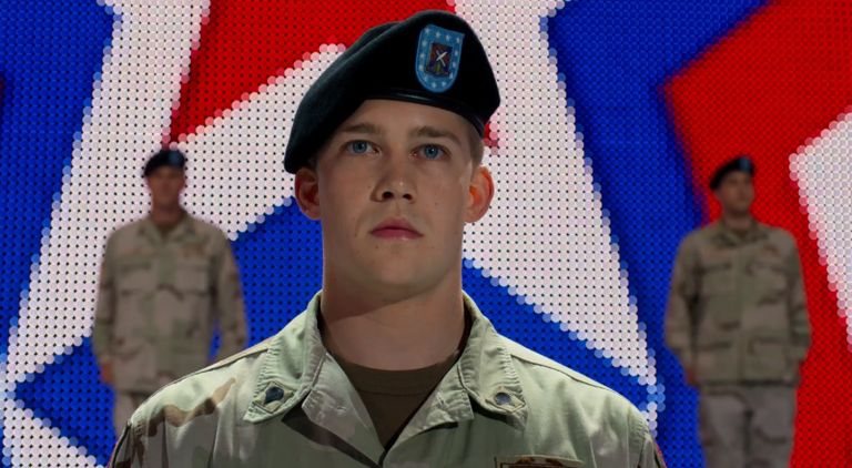 مشهد من فيلم Billy Lynn's Long Halftime Walk
