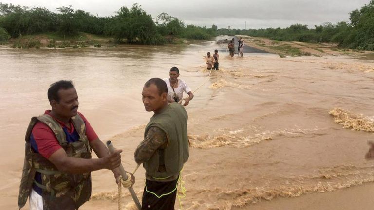 الفيضانات تدمر قرى ومدنا بولاية راجستان الهندية