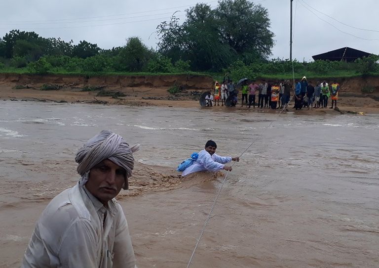 الفيضانات فى الهند قتلت وشردت آلاف - أ. ف. ب
