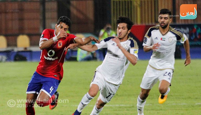 الأهلي يهزم الوحدة