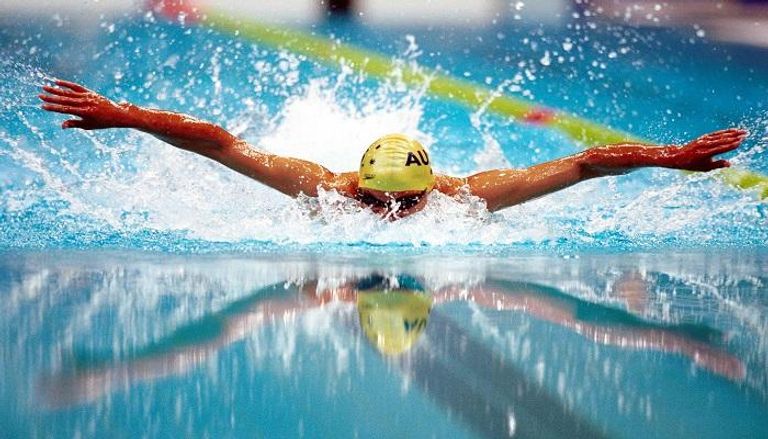 أمريكا تسجل رقما قياسيا بسباق التتابع ببطولة العالم للسباحة