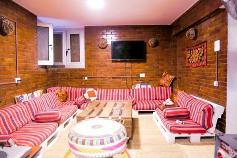 "مطعم" مشروع مصري يتحدى الوجبات السريعة ويحافظ على البيئة