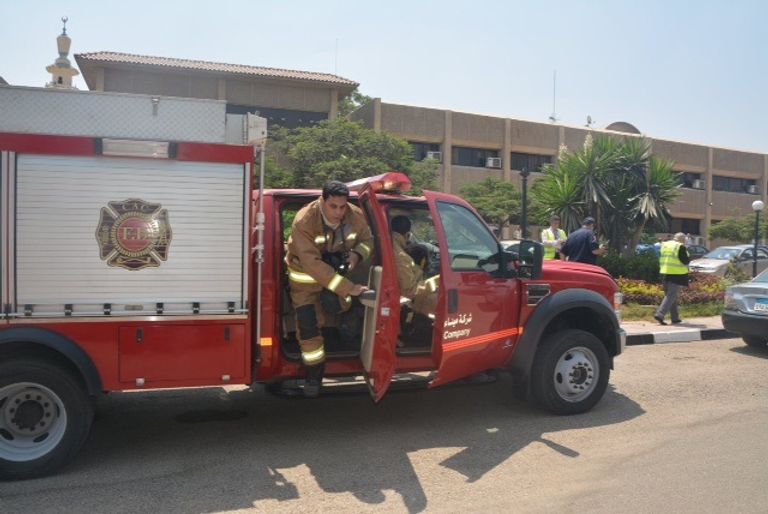 مشهد من التجربة بمطار القاهرة