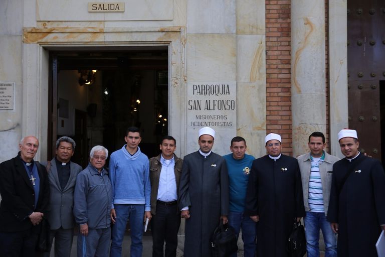 قافلة حكماء المسلمين تبدأ فعالياتها في كولومبيا