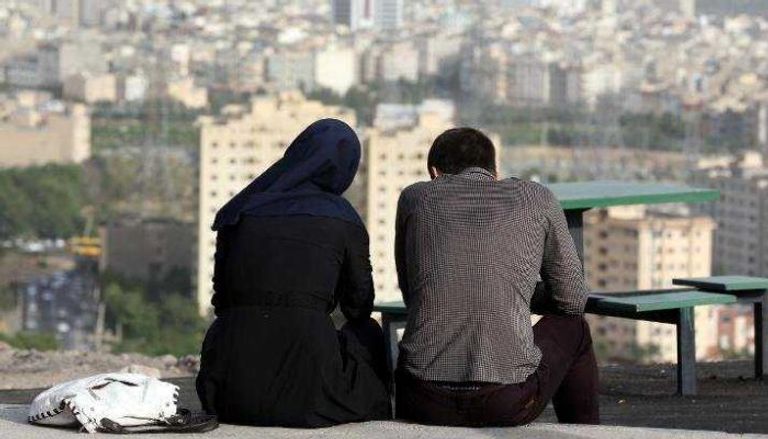 مؤخر الصداق الضخم لم يمنع الإيرانيين عن الطلاق