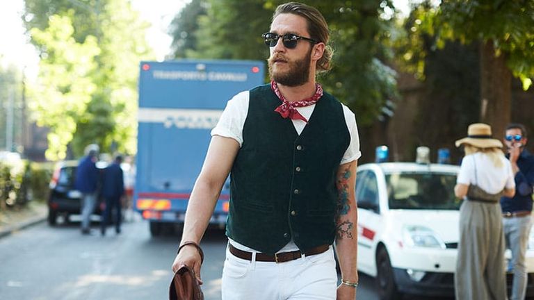 15 طلة رجالية جذابة بالشعر الطويل