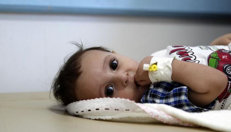طفلة يمنية مشتبه في اصابتها بالكوليرا (أرشيفية)
