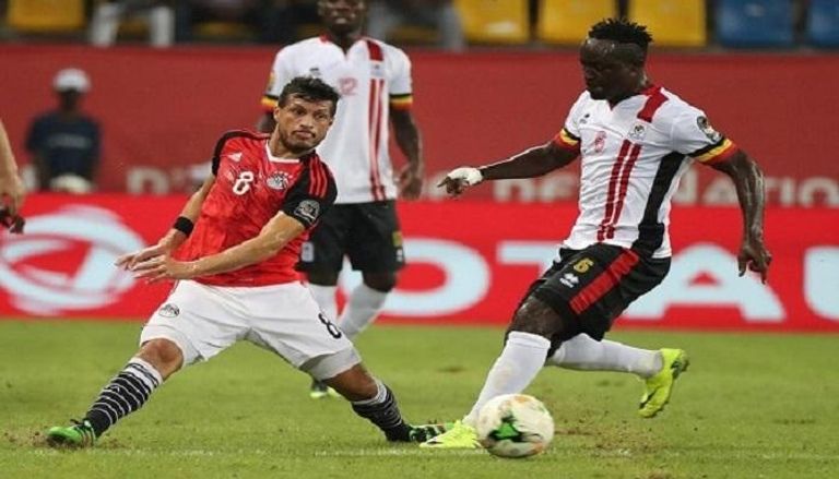 أوغندا تؤجل حل اتحاد الكرة المصري