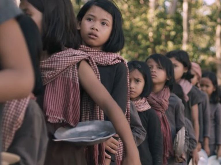 فيلم "أولًا قتلوا أبي" إخراج أنجلينا جولي