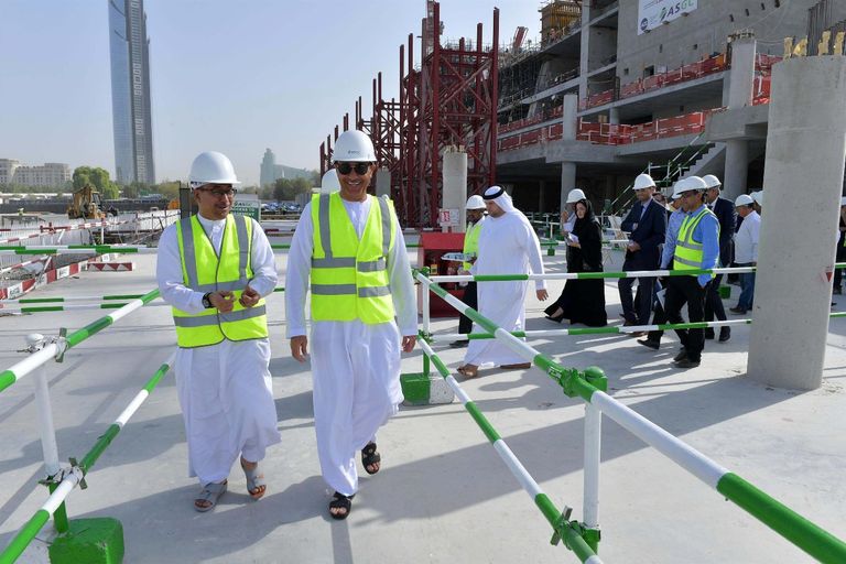 جانب من الزيارة