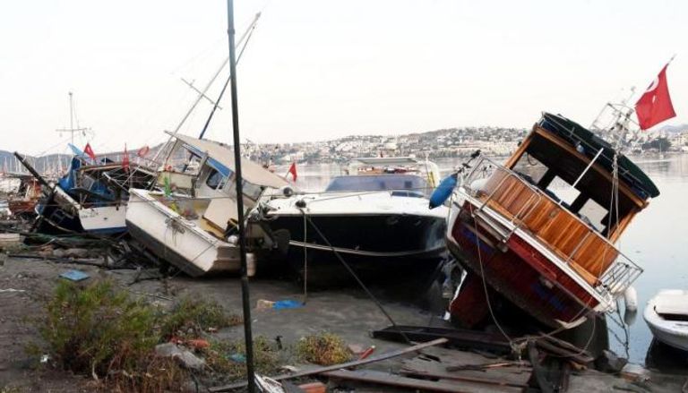 آثار الزلزال على سفن بوضروم