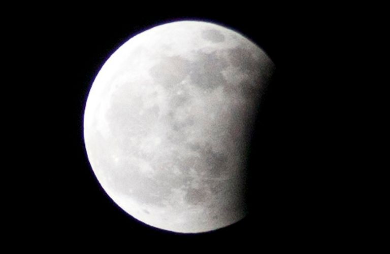 خسوف القمر من أثينا