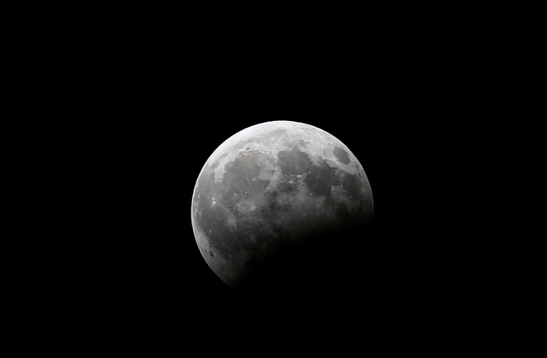 خسوف القمر من بغداد خسوف القمر من أثينا