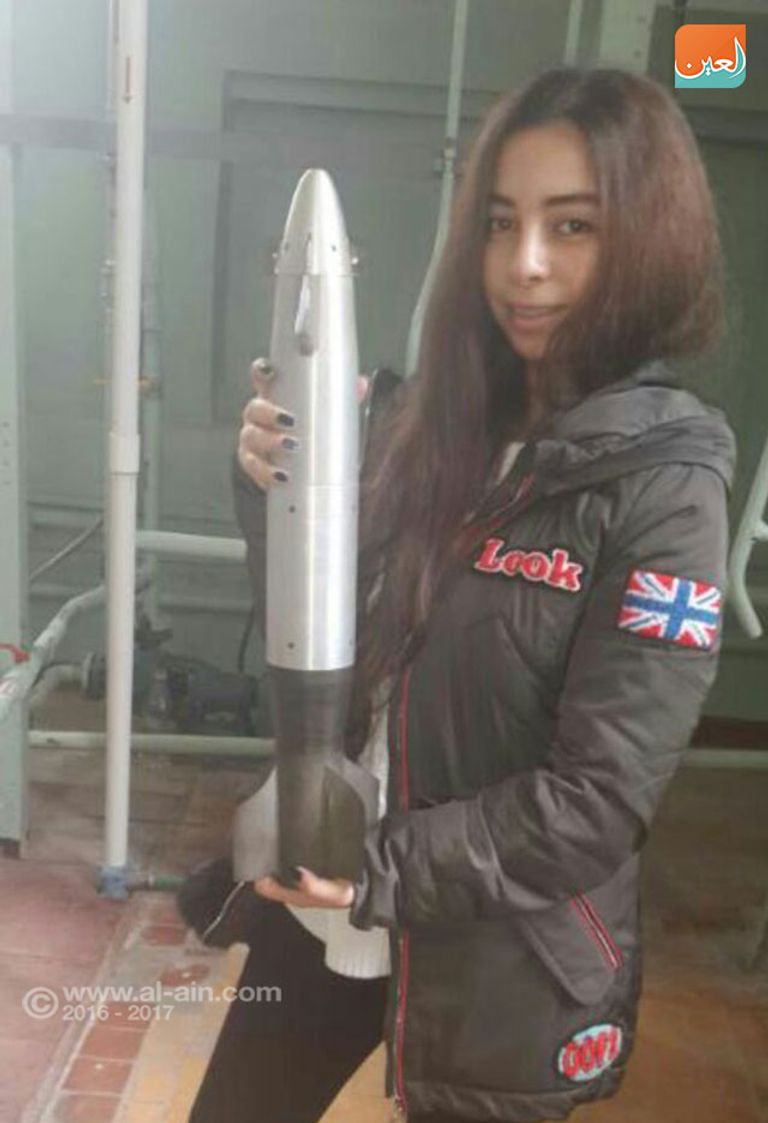 ميار وائل تصنع طائرة بدون طيار