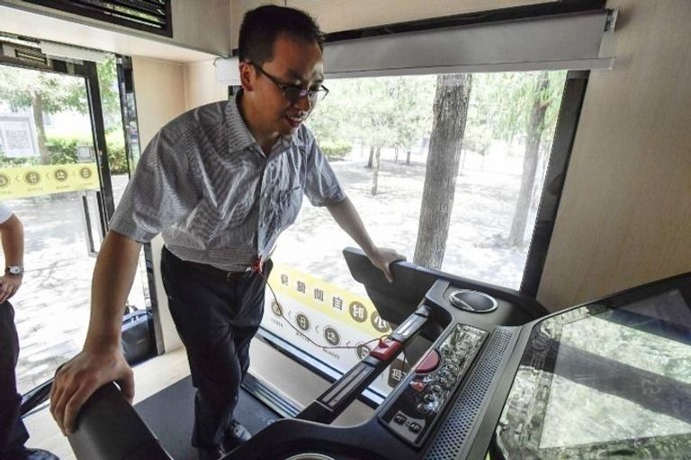 غرف جيم فردية في شوارع بكين