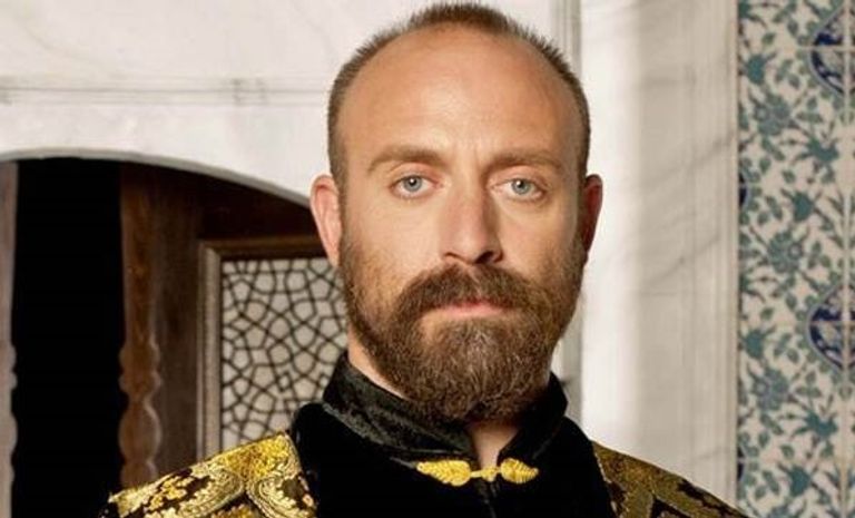 مشاهير أتراك يستثمرون أموالهم بعيدًا عن الفن