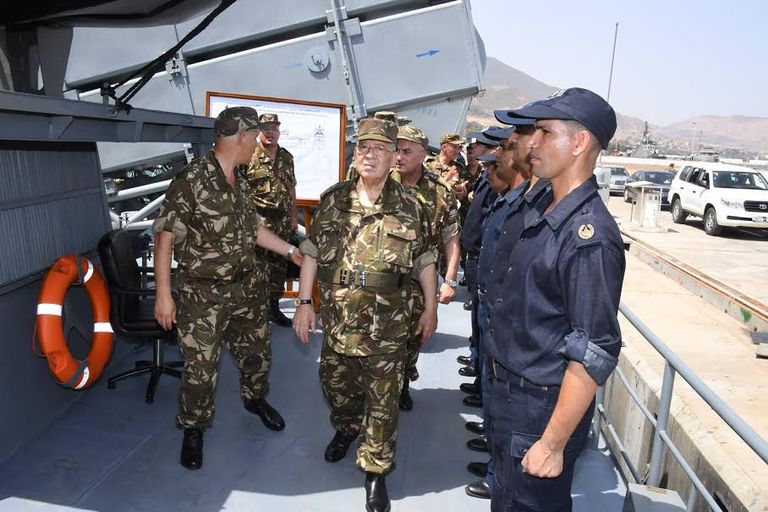 "الغرابة رئيس حسان باربيار 807"